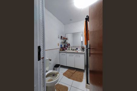 Apartamento à venda com 112m², 3 quartos e 2 vagas Apartamento à venda com 112m², 3 quartos e 2 vagasBanheiro da Suíte