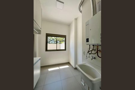 Apartamento à venda com 121m², 3 quartos e 2 vagas Apartamento à venda com 121m², 3 quartos e 2 vagasÁrea de Serviço