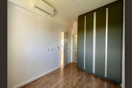 Apartamento à venda com 121m², 3 quartos e 2 vagas Apartamento à venda com 121m², 3 quartos e 2 vagasSuíte 2