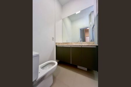 Apartamento à venda com 121m², 3 quartos e 2 vagas Apartamento à venda com 121m², 3 quartos e 2 vagasBanheiro Suíte 1