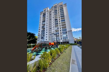 Apartamento à venda com 121m², 3 quartos e 2 vagas Apartamento à venda com 121m², 3 quartos e 2 vagasÁrea comum - Playground