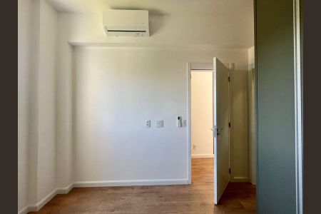 Apartamento à venda com 121m², 3 quartos e 2 vagas Apartamento à venda com 121m², 3 quartos e 2 vagasSuíte 2