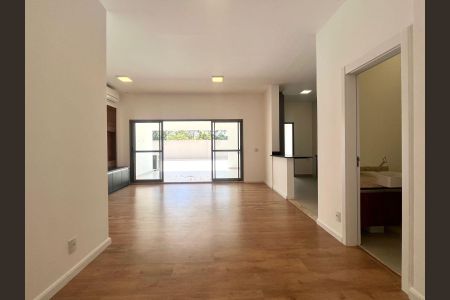 Sala de apartamento para alugar com 3 quartos, 120m² em Nova Campinas, Campinas