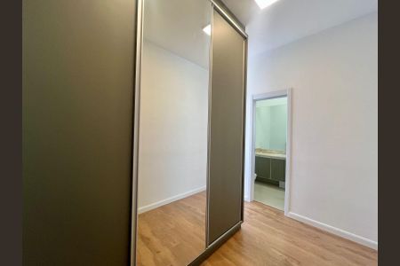 Apartamento à venda com 121m², 3 quartos e 2 vagas Apartamento à venda com 121m², 3 quartos e 2 vagasSuíte 1