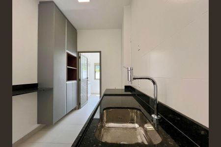 Apartamento à venda com 121m², 3 quartos e 2 vagas Apartamento à venda com 121m², 3 quartos e 2 vagasCozinha