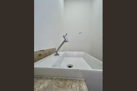 Apartamento à venda com 121m², 3 quartos e 2 vagas Apartamento à venda com 121m², 3 quartos e 2 vagasLavabo
