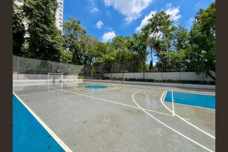 Apartamento à venda com 121m², 3 quartos e 2 vagas Apartamento à venda com 121m², 3 quartos e 2 vagasQuadra Esportiva