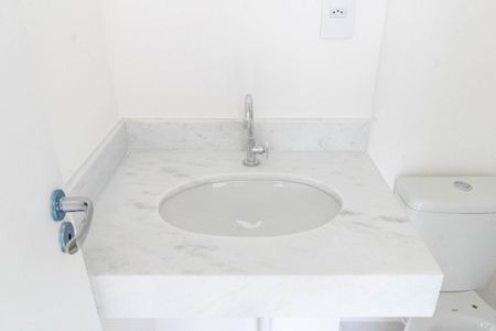 Apartamento para alugar com 50m², 2 quartos e 1 vaga Apartamento para alugar com 50m², 2 quartos e 1 vagaBanheiro da Suíte