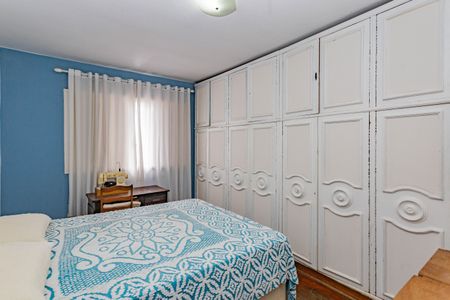 Casa à venda com 190m², 3 quartos e 3 vagasSuíte