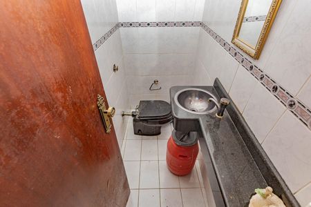 Lavabo de casa à venda com 3 quartos, 170m² em Vila Água Funda, São Paulo