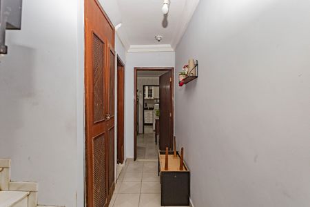 Casa à venda com 190m², 3 quartos e 3 vagasCorredor