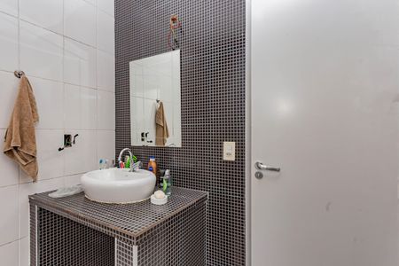 Casa à venda com 190m², 3 quartos e 3 vagasBanheiro 1