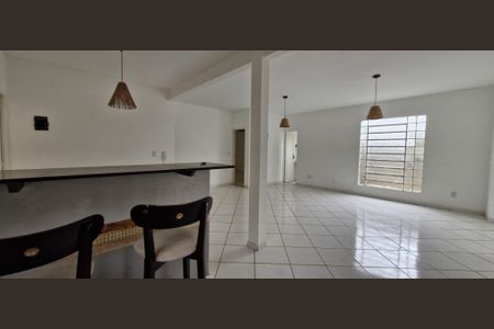 Casa para alugar com 2 quartos, 220m² em Lundcéia, Lagoa Santa