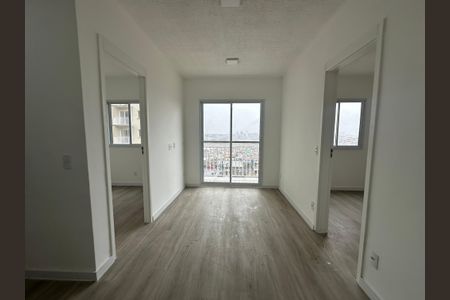Sala de apartamento para alugar com 2 quartos, 41m² em Vila Lourdes, Barueri