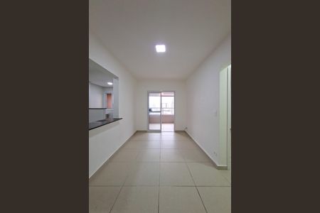 Sala de apartamento para alugar com 1 quarto, 48m² em Guilhermina, Praia Grande