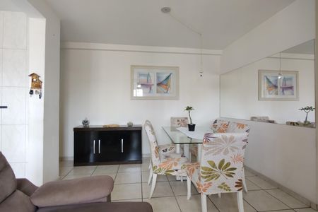Apartamento à venda com 62m², 3 quartos e 1 vaga Apartamento à venda com 62m², 3 quartos e 1 vagaSala