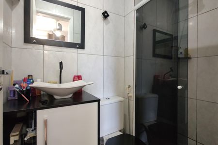 Apartamento à venda com 62m², 3 quartos e 1 vaga Apartamento à venda com 62m², 3 quartos e 1 vagaBanheiro da Suíte 1