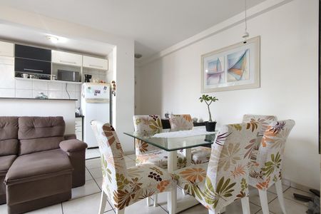 Apartamento à venda com 62m², 3 quartos e 1 vaga Apartamento à venda com 62m², 3 quartos e 1 vagaSala
