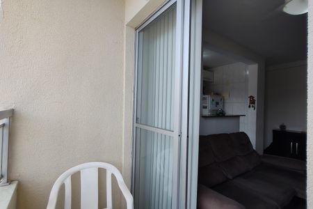 Apartamento à venda com 62m², 3 quartos e 1 vaga Apartamento à venda com 62m², 3 quartos e 1 vagaVaranda