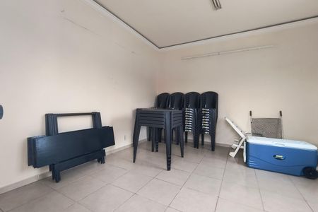 Apartamento à venda com 62m², 3 quartos e 1 vaga Apartamento à venda com 62m², 3 quartos e 1 vagaÁrea comum - Salão de festas