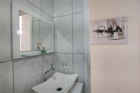 Apartamento à venda com 62m², 3 quartos e 1 vaga Apartamento à venda com 62m², 3 quartos e 1 vagaBanheiro Social