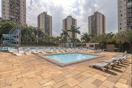 Apartamento à venda com 50m², 2 quartos e 1 vagapiscina_2