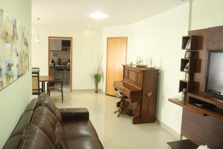Sala de apartamento à venda com 3 quartos, 124m² em Olímpico, São Caetano do Sul