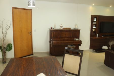 Sala de apartamento à venda com 3 quartos, 124m² em Olímpico, São Caetano do Sul