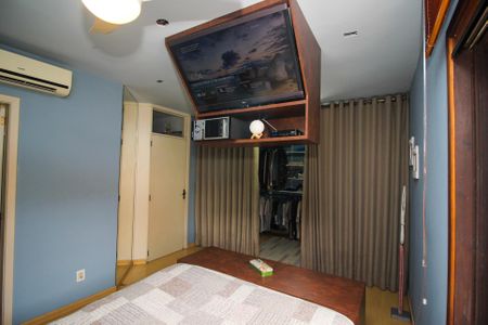 Casa de condomínio à venda com 118m², 3 quartos e 2 vagasSuíte