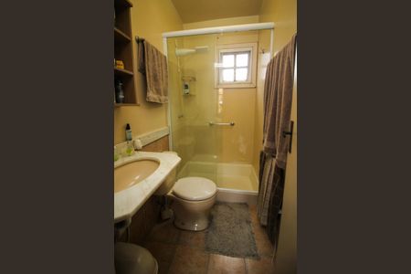 Casa de condomínio à venda com 118m², 3 quartos e 2 vagasBanheiro da Suíte