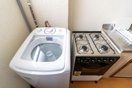 Cozinha de kitnet/studio para alugar com 1 quarto, 30m² em Centro Histórico, Porto Alegre