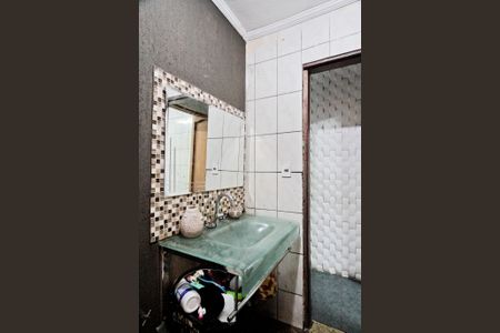 Lavabo de casa à venda com 2 quartos, 160m² em Vila Carbone, São Paulo