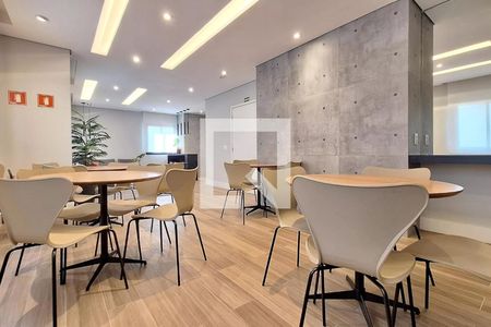 Apartamento para alugar com 35m², 2 quartos e sem vaga Apartamento para alugar com 35m², 2 quartos e sem vagaÁrea comum - Salão de festas