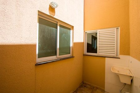 Apartamento para alugar com 50m², 2 quartos e 1 vaga Apartamento para alugar com 50m², 2 quartos e 1 vagaÁrea de serviço