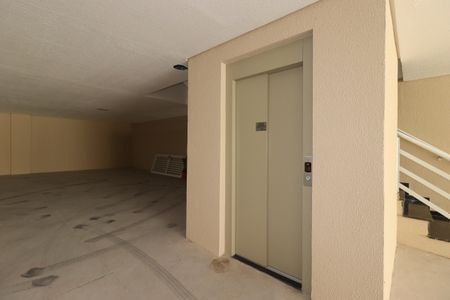 Apartamento para alugar com 78m², 2 quartos e 1 vagaElevador
