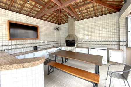 Apartamento à venda com 120m², 4 quartos e 2 vagasÁrea comum - Churrasqueira