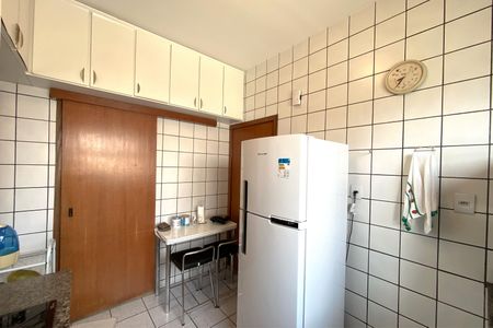 Apartamento à venda com 120m², 4 quartos e 2 vagasCozinha