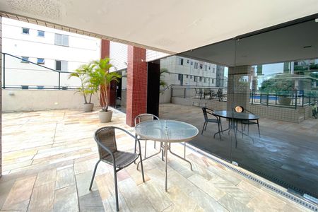 Apartamento à venda com 120m², 4 quartos e 2 vagasÁrea comum