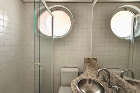 Apartamento à venda com 70m², 2 quartos e 2 vagasBanheiro Social