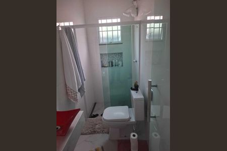 Banheiro de casa para alugar com 2 quartos, 280m² em Jardim do Líbano, Barueri