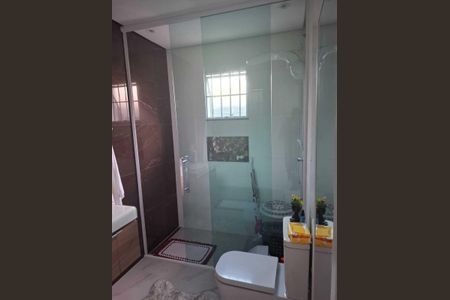 Banheiro de casa para alugar com 2 quartos, 280m² em Jardim do Líbano, Barueri