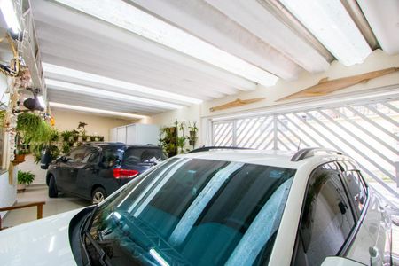 Casa à venda com 250m², 3 quartos e 3 vagas Casa à venda com 250m², 3 quartos e 3 vagasGaragem