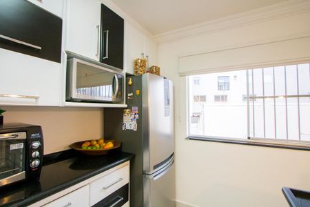 Casa à venda com 250m², 3 quartos e 3 vagas Casa à venda com 250m², 3 quartos e 3 vagasCozinha