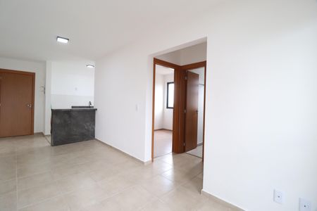 Sala de apartamento para alugar com 2 quartos, 55m² em Shopping Park, Uberlândia