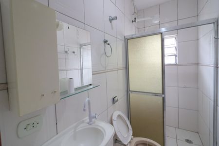 Banheiro Social de casa para alugar com 2 quartos, 120m² em Cipava, Osasco