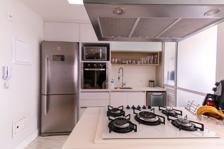 Apartamento à venda com 70m², 2 quartos e 2 vagas Apartamento à venda com 70m², 2 quartos e 2 vagasCozinha