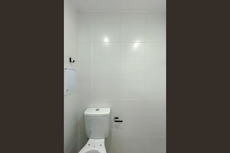 Banheiro Social de kitnet/studio para alugar com 1 quarto, 25m² em Vila Mariana, São Paulo