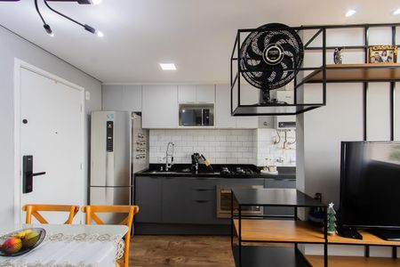 Apartamento à venda com 37m², 2 quartos e sem vaga Apartamento à venda com 37m², 2 quartos e sem vagaSala