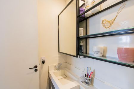 Apartamento à venda com 37m², 2 quartos e sem vaga Apartamento à venda com 37m², 2 quartos e sem vagaBanheiro