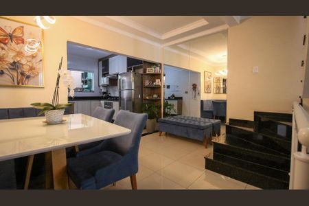 Sala de casa à venda com 3 quartos, 160m² em Vila Alpina, São Paulo